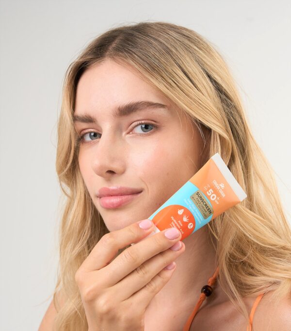 مرحله پنجم: ضدآفتاب (Sunscreen)